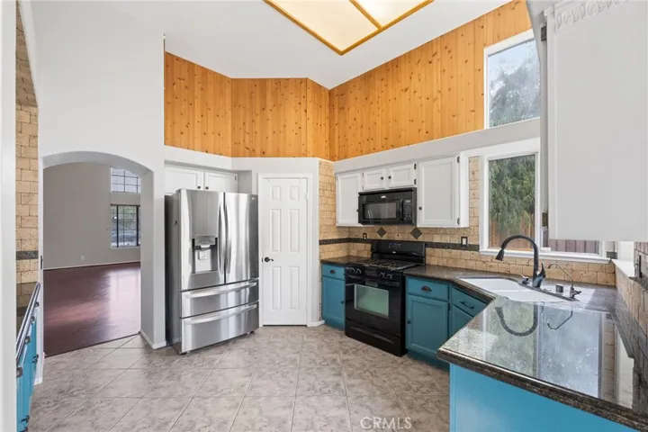 28541 Corvus Way, Menifee, California 92586