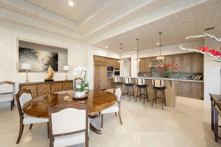 31-web-or-mls-NS_Villagio_0923_031