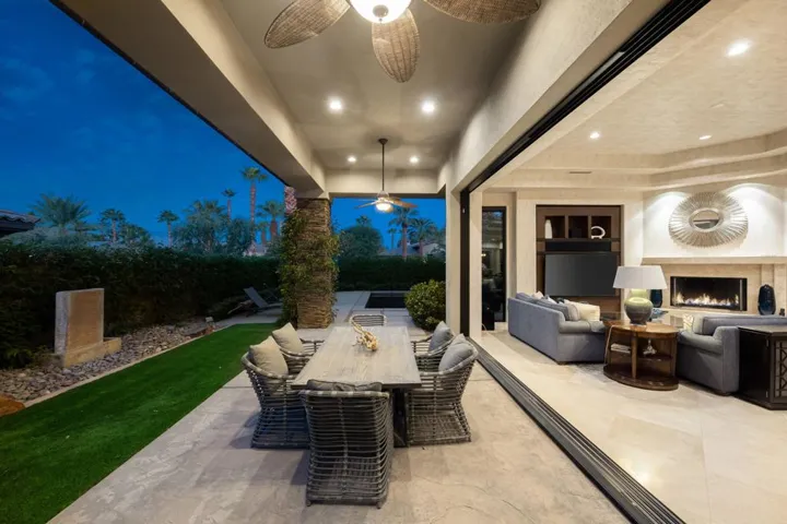 20-web-or-mls-NS_Villagio_0923_020