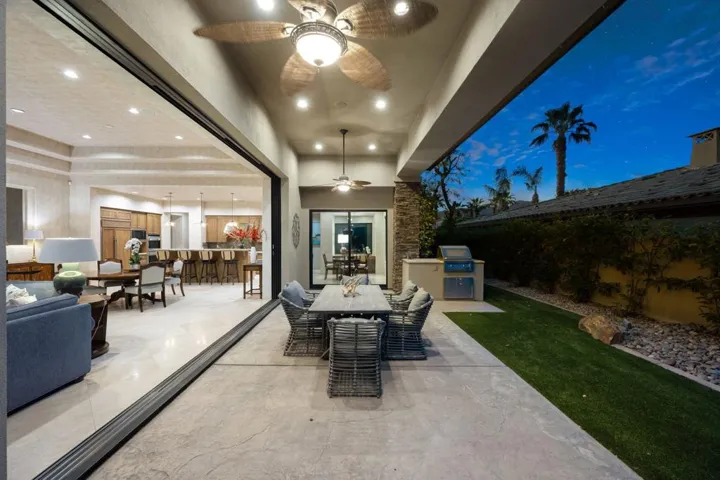 19-web-or-mls-NS_Villagio_0923_019