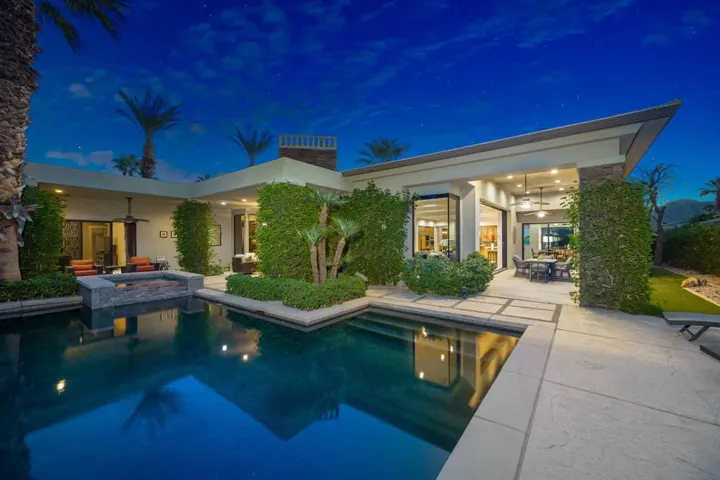 18-web-or-mls-NS_Villagio_0923_018