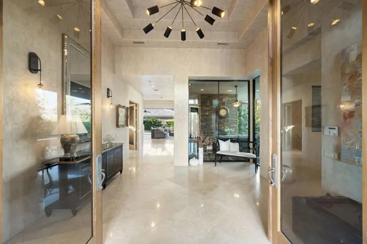 26-web-or-mls-NS_Villagio_0923_026