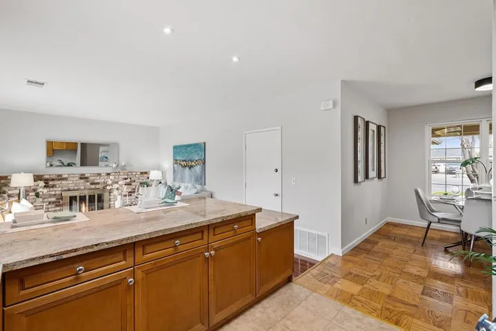 1784 Los Gatos Almaden Rd, San Jose, California 95124