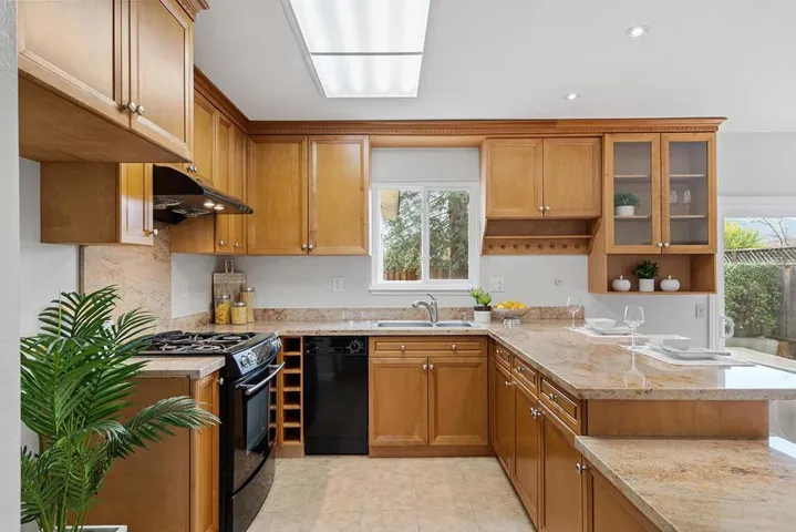 1784 Los Gatos Almaden Rd, San Jose, California 95124