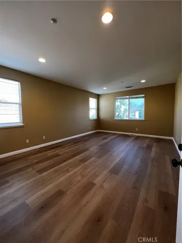 Primary Bedroom(2)