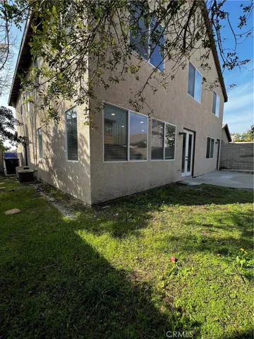 6959 Tailwind Lane, Fontana, California 92336