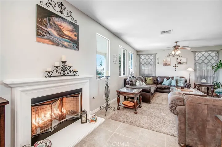 33355 Gold Mountain Road, Yucaipa, California 92399