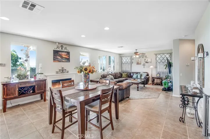 33355 Gold Mountain Road, Yucaipa, California 92399