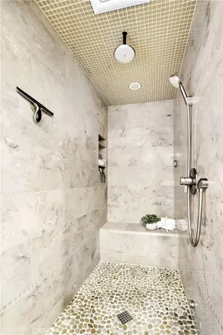 Shower w/steam unit in Primary Bath downstairs