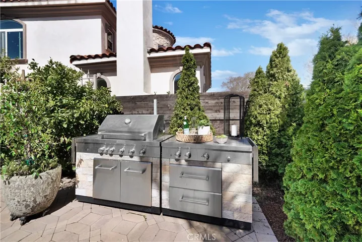 BBQ in your private coutyard