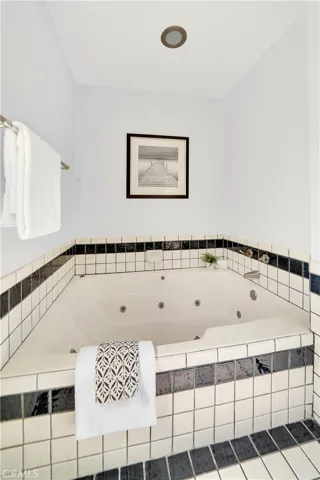 Large Soaking Tub