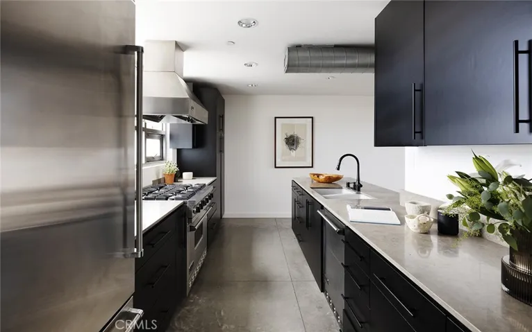 413 29th Street, Newport Beach, California 92663