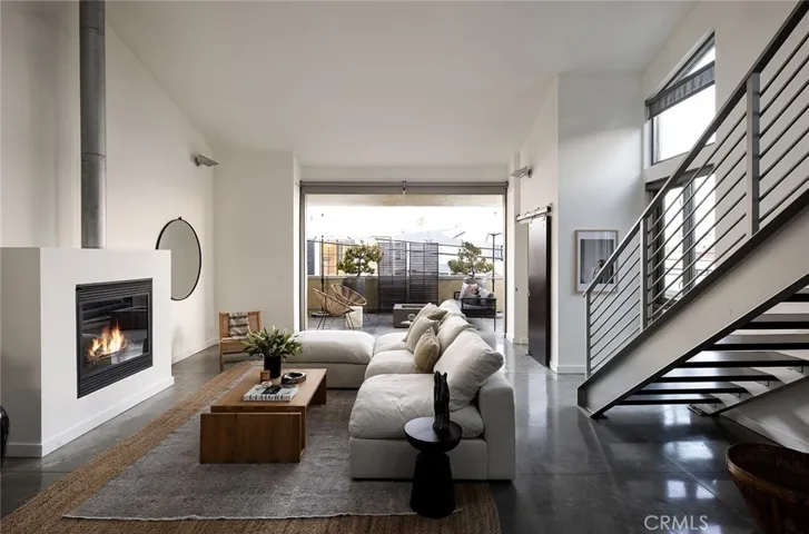 413 29th Street, Newport Beach, California 92663
