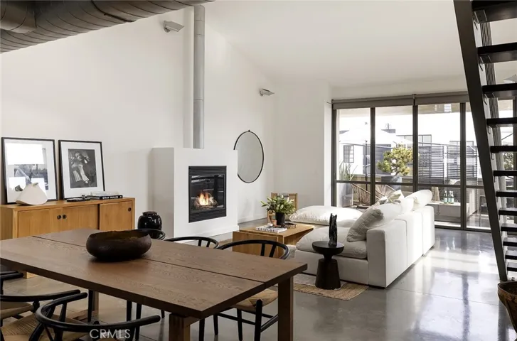 413 29th Street, Newport Beach, California 92663