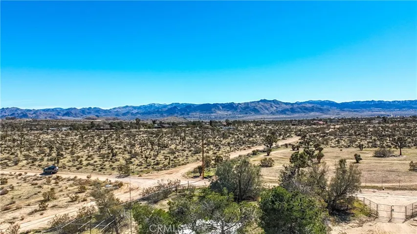4075 Indio Avenue, Yucca Valley, California 92284
