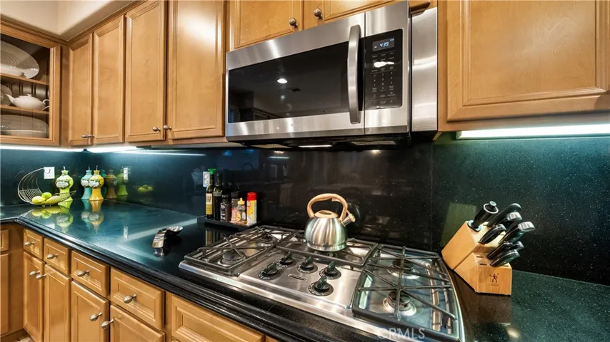 15605 Cole Point Lane, Fontana, California 92336