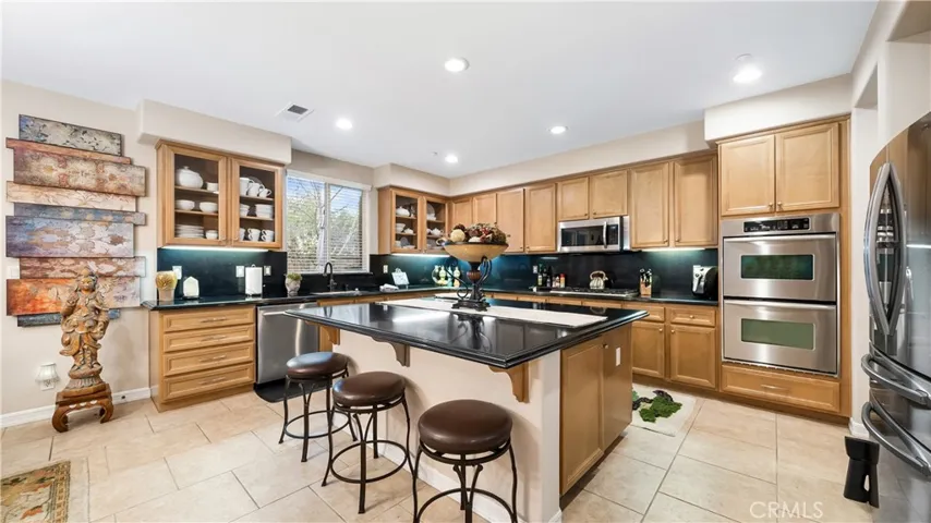 15605 Cole Point Lane, Fontana, California 92336