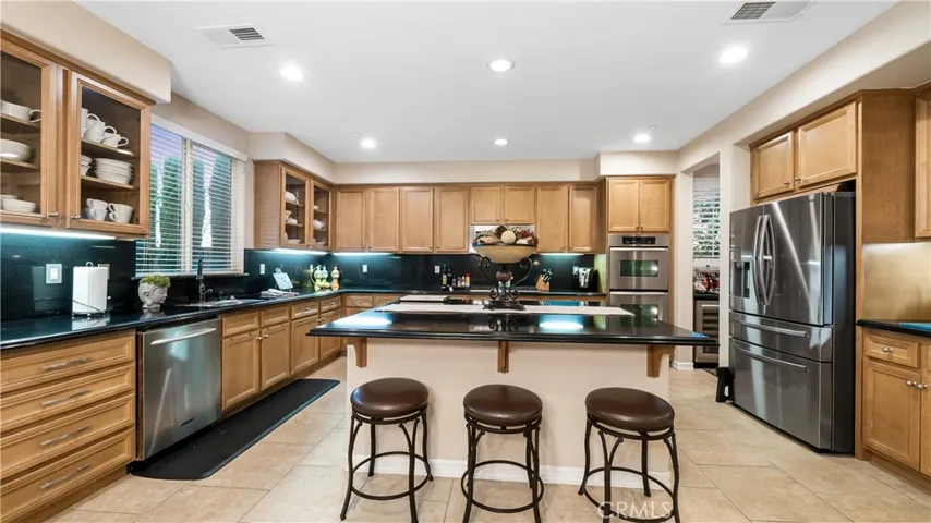 15605 Cole Point Lane, Fontana, California 92336