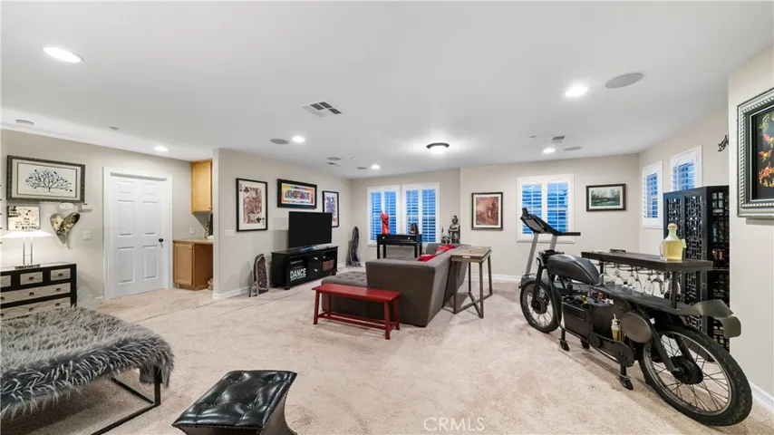 15605 Cole Point Lane, Fontana, California 92336
