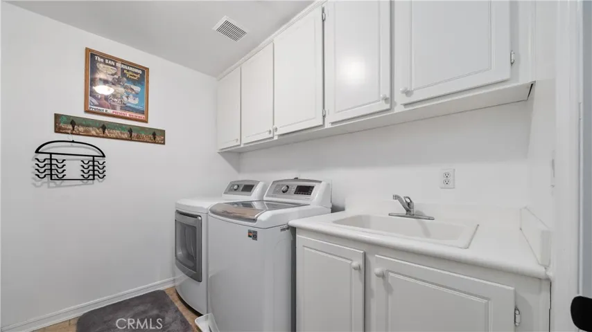 15605 Cole Point Lane, Fontana, California 92336