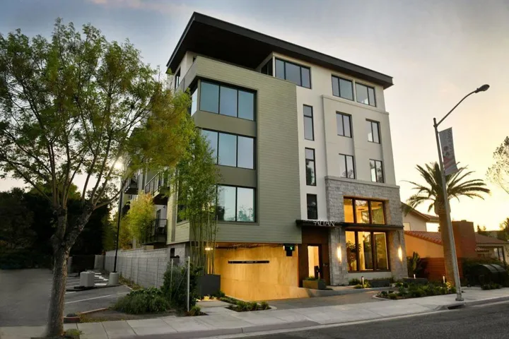 4880 El Camino Real 24, Los Altos, California 94022