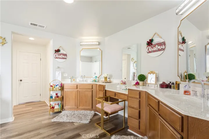 Upstairs Primary Bath