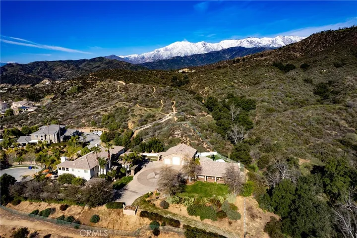 36475 County Line Road, Yucaipa, California 92399