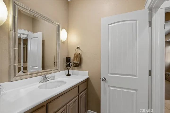 36475 County Line Road, Yucaipa, California 92399