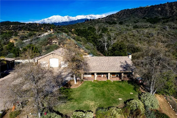 36475 County Line Road, Yucaipa, California 92399