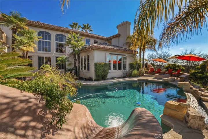 36475 County Line Road, Yucaipa, California 92399