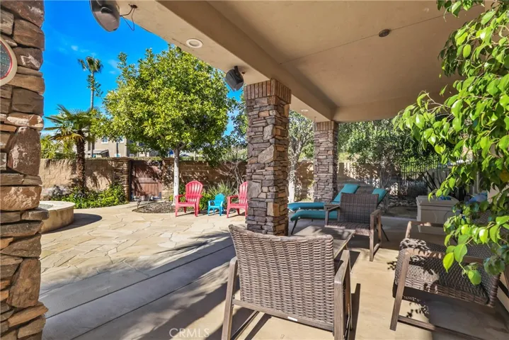 36475 County Line Road, Yucaipa, California 92399