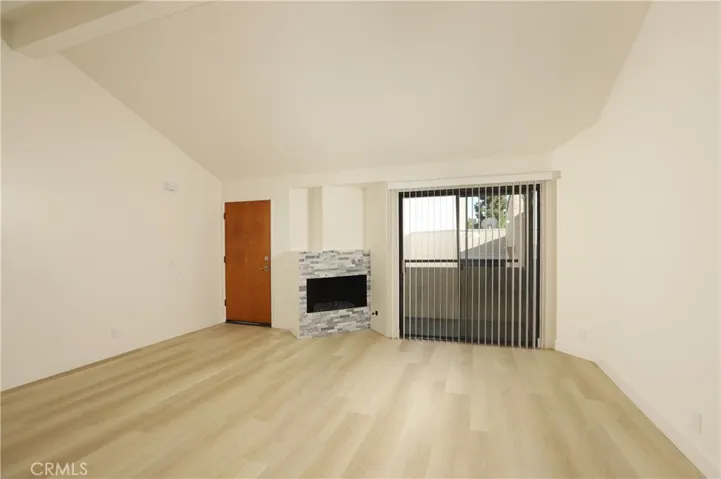 13825 Beaver Street 9, Sylmar, California 91342