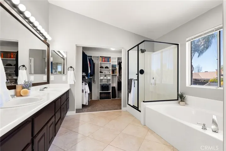 40597 Symphony Park Lane, Murrieta, California 92562
