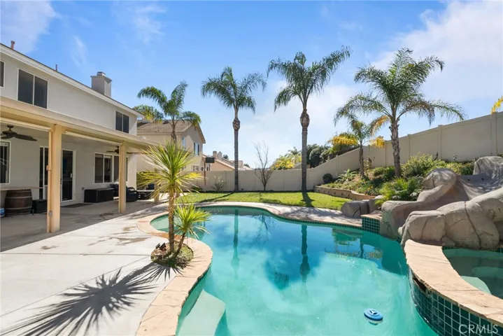 40597 Symphony Park Lane, Murrieta, California 92562