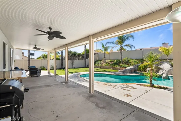 40597 Symphony Park Lane, Murrieta, California 92562