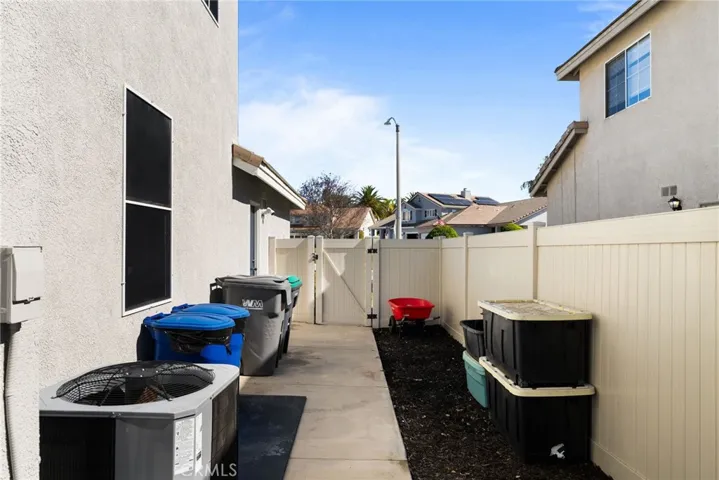 40597 Symphony Park Lane, Murrieta, California 92562