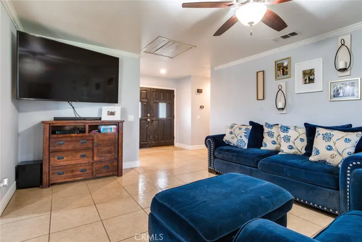 27773 Calle De Leon, Romoland, California 92585