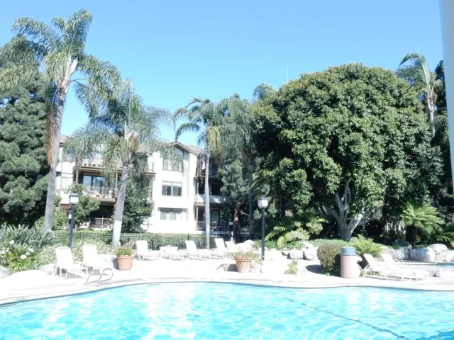 2595 Plaza Del Amo 431, Torrance, California 90503