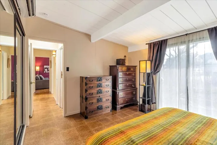 3780 Wright Place, Palo Alto, California 94306
