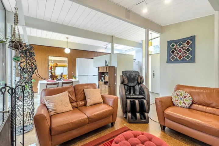 3780 Wright Place, Palo Alto, California 94306