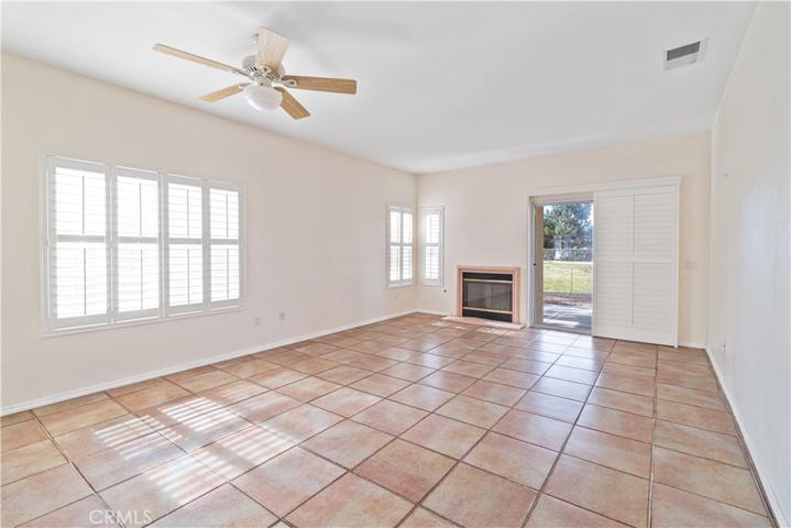 11374 Sawgrass, Apple Valley, California 92308