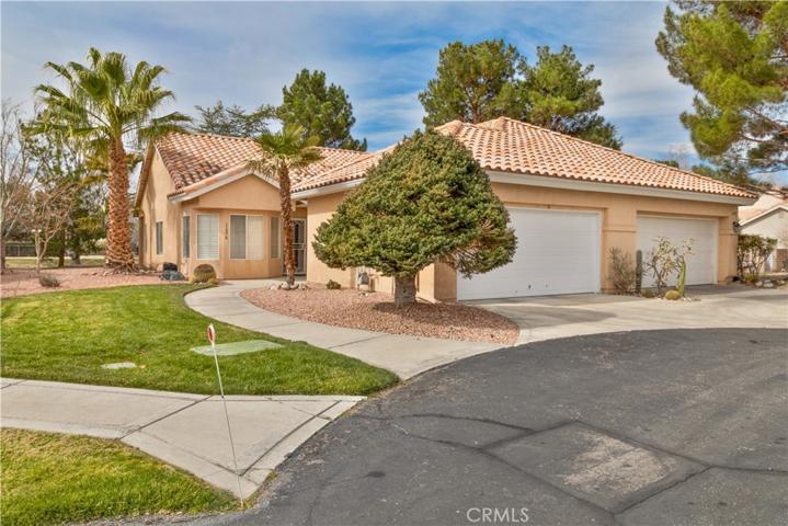 11374 Sawgrass, Apple Valley, California 92308