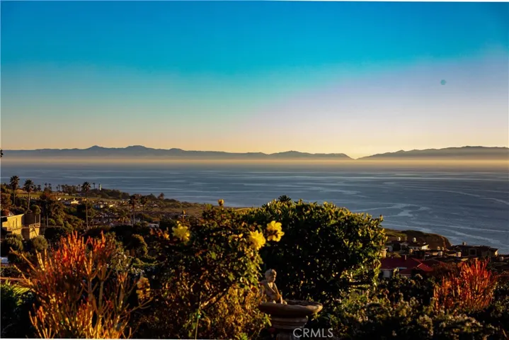 Pt Vicente Lighthouse view and Catalina Island