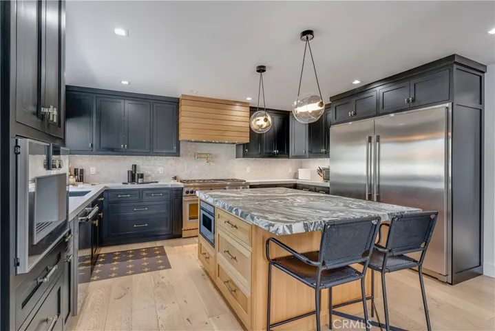 4389 Park Vicente, Calabasas, California 91302