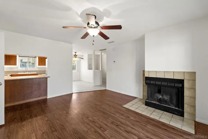 205 Camlau Dr H, Chula Vista, California 91911