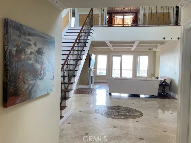 Beautiful stair case to floor 2