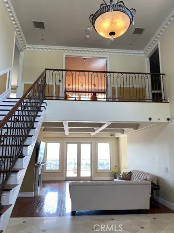1122 Vista Rdg, Burbank, California 91504