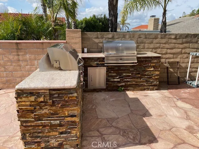 Entertainers Deck with BBQ