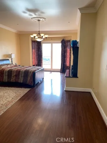 Master Suite/Bath/Jacuzzi tub/Shower/Double sinks