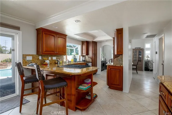 1101 W Citron Street, Corona, California 92882